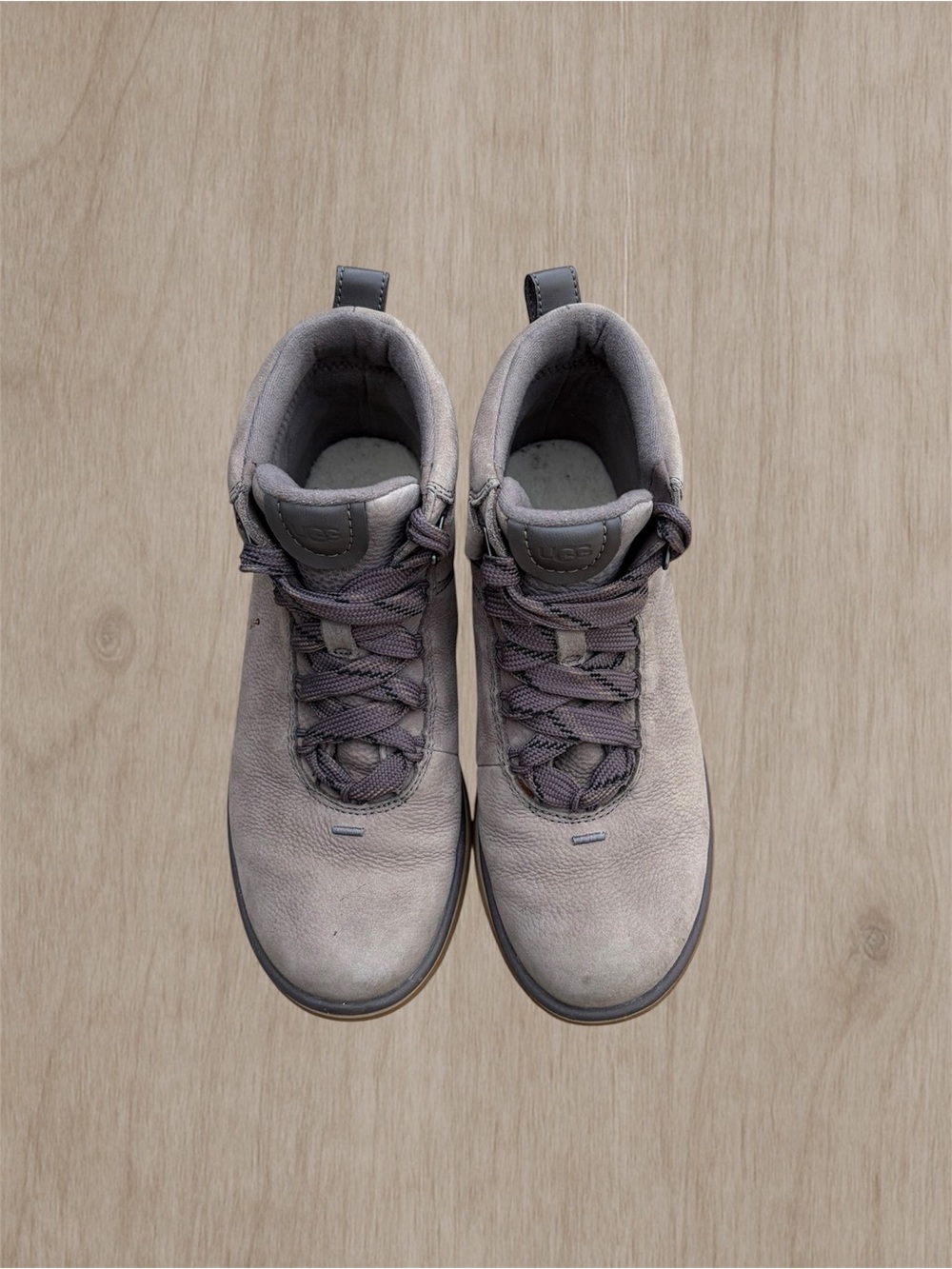 UGG Lakesider-Style Grey Ankle Hiker Boots Sz 9 - Picture 3 of 3